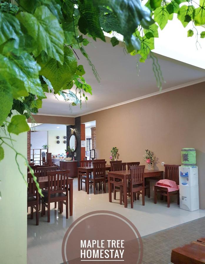 Maple Tree Homestay Maguwo Exterior photo