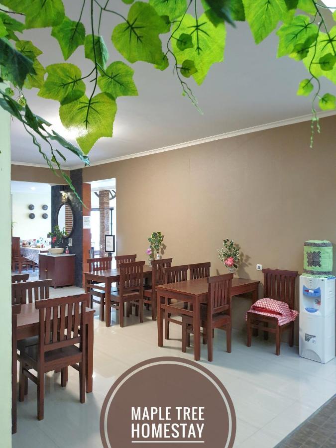 Maple Tree Homestay Maguwo Exterior photo